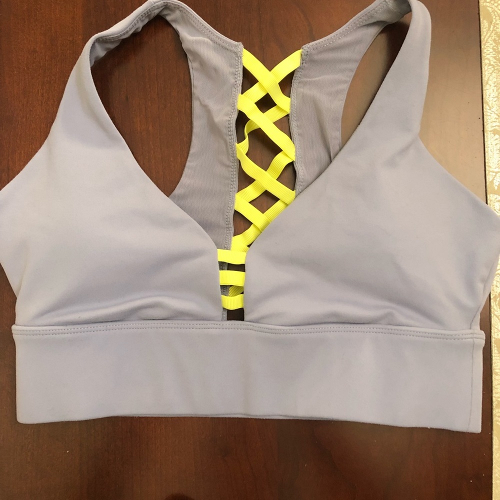 Fabletics bra, never worn, no tags